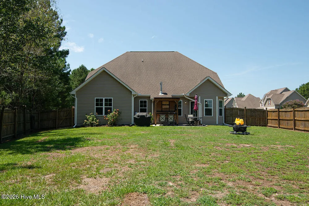 701 Tuscarora Drive Holly Ridge, NC 28445