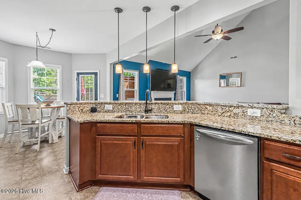 701 Tuscarora Drive Holly Ridge, NC 28445