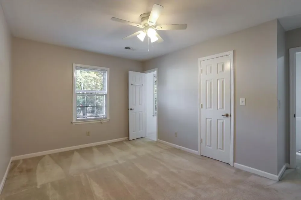 189 Holcomb Ferry Road Roswell, GA 30076