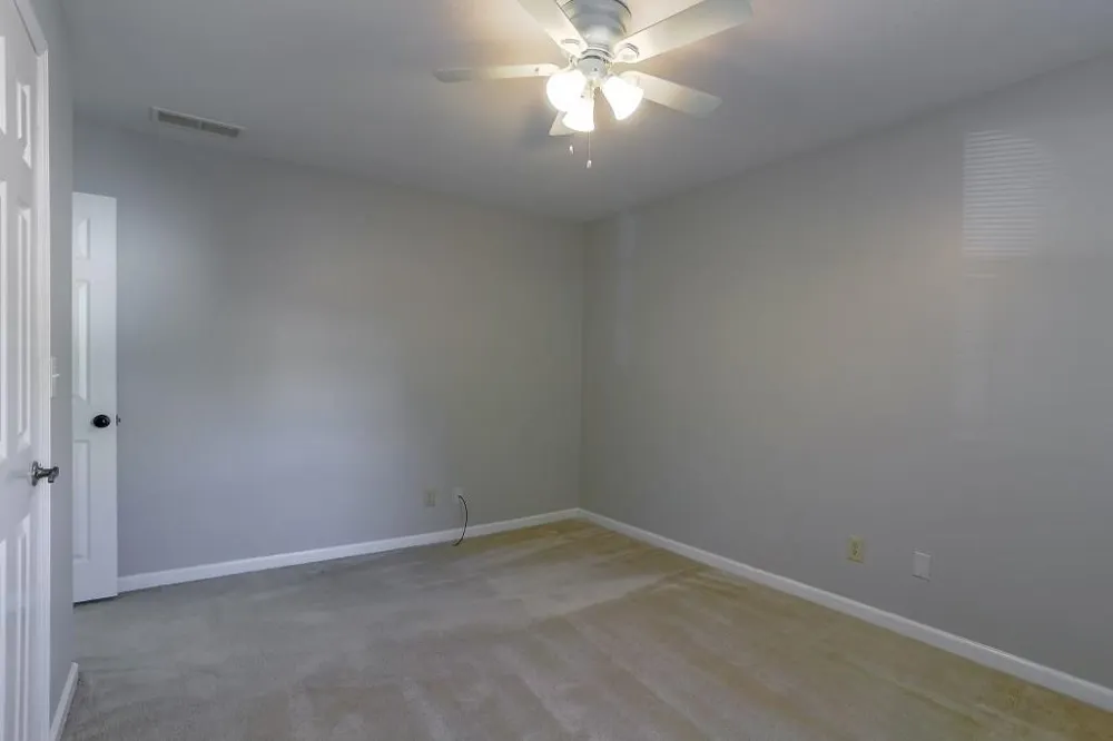 189 Holcomb Ferry Road Roswell, GA 30076