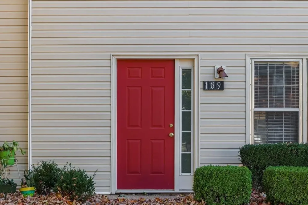 189 Holcomb Ferry Road Roswell, GA 30076