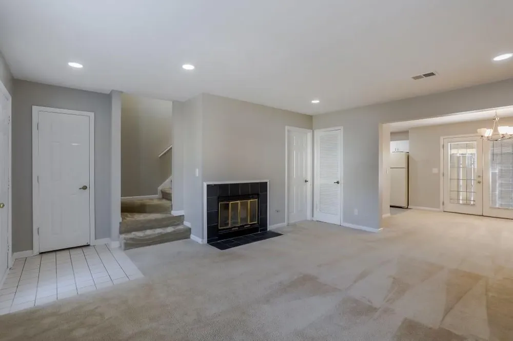 189 Holcomb Ferry Road Roswell, GA 30076