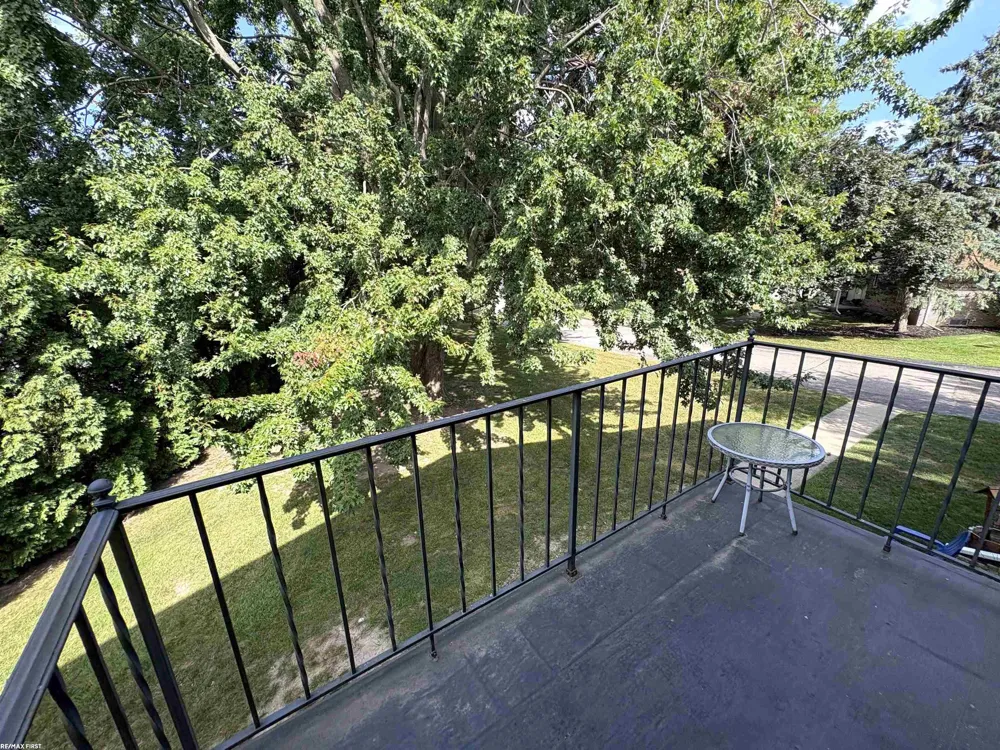 51130 S Foster Road Chesterfield Township, MI 48047