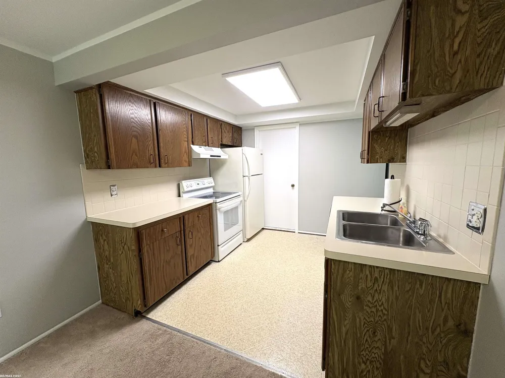 51130 S Foster Road Chesterfield Township, MI 48047