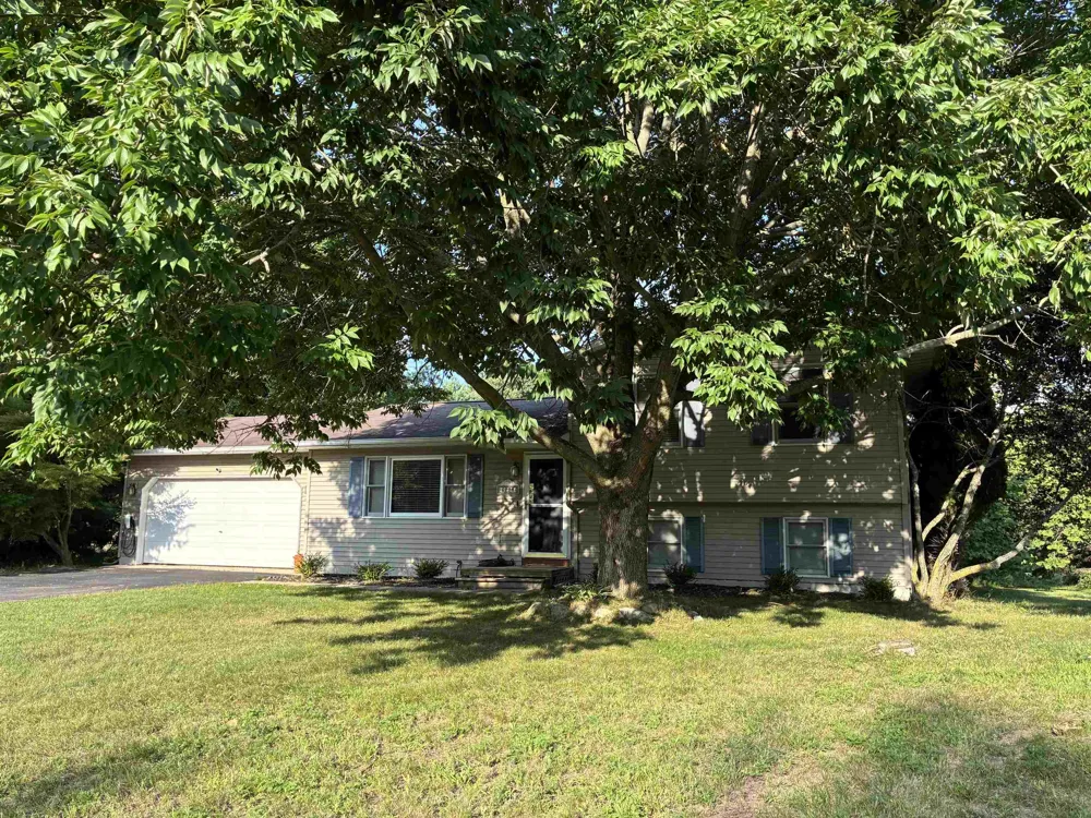 6228 Applewood Lane Whitewater Township, MI 49690