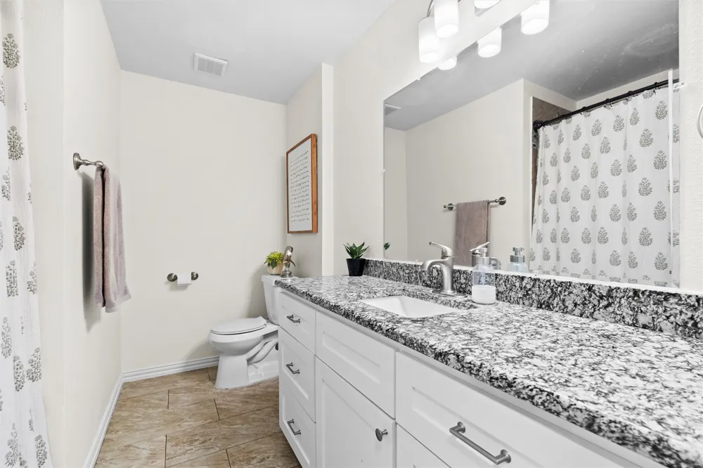 8037 Pinewood Drive Benbrook, TX 76116