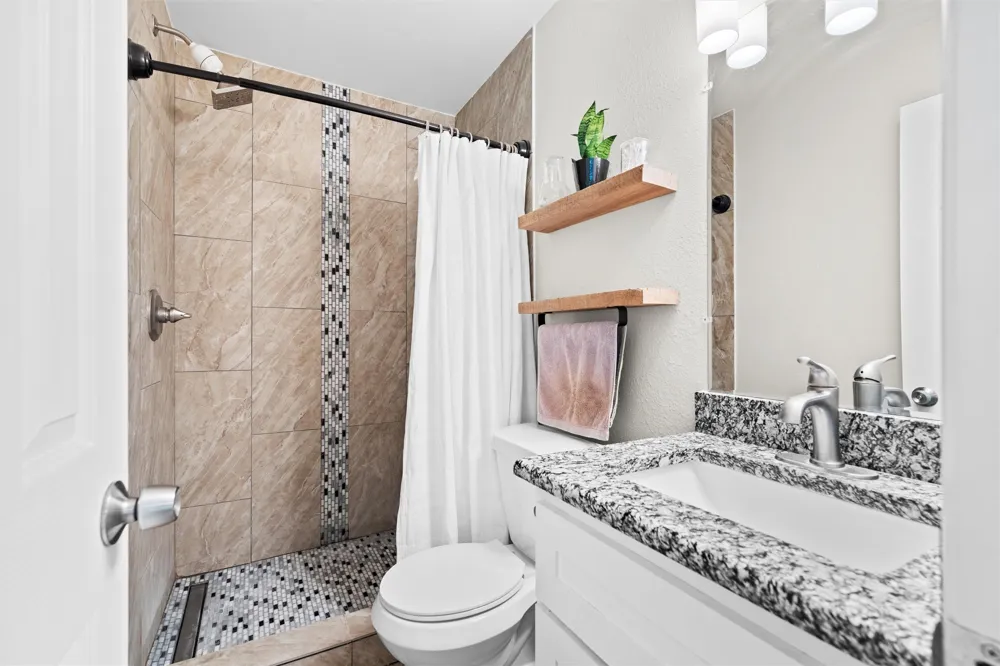 8037 Pinewood Drive Benbrook, TX 76116