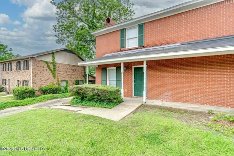 735 Wicklow Place