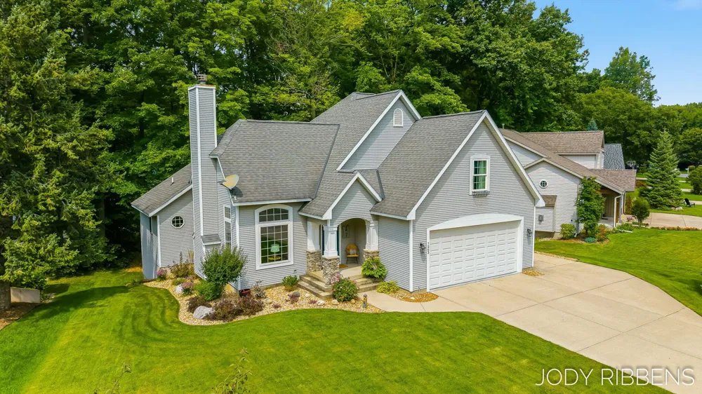 7263 Tory Drive Hudsonville, MI 49426