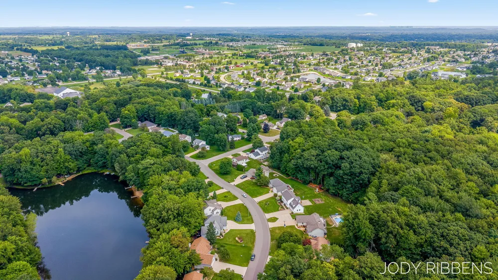 7263 Tory Drive Hudsonville, MI 49426