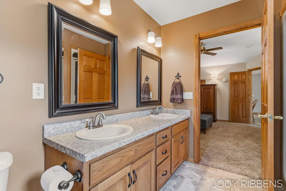 7263 Tory Drive Hudsonville, MI 49426