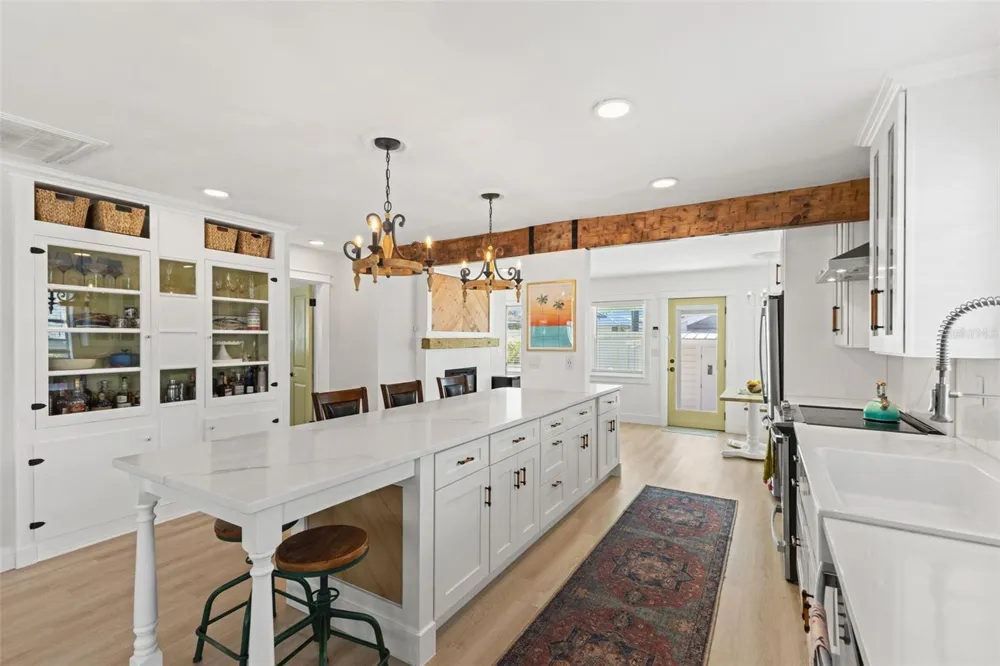 106 W MINNEHAHA STREET Tampa, FL 33604