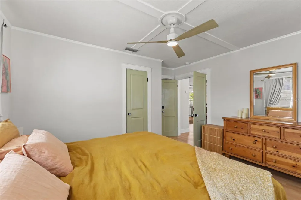 106 W MINNEHAHA STREET Tampa, FL 33604