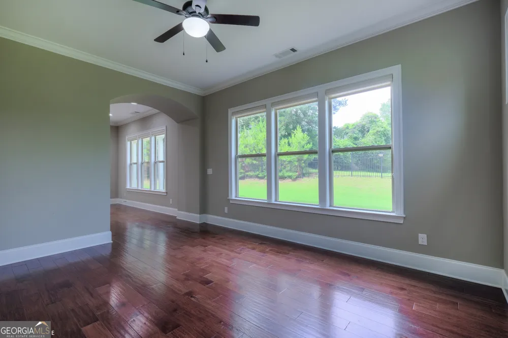 6050 Gallop CT Suwanee, GA 30024