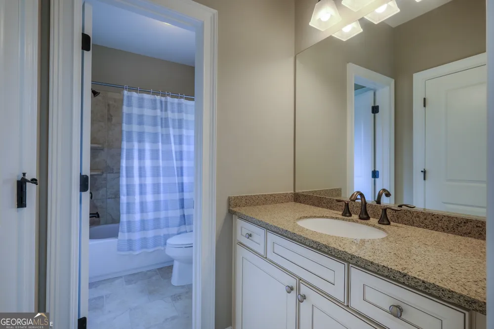 6050 Gallop CT Suwanee, GA 30024