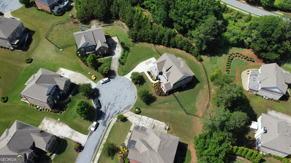 6050 Gallop CT Suwanee, GA 30024
