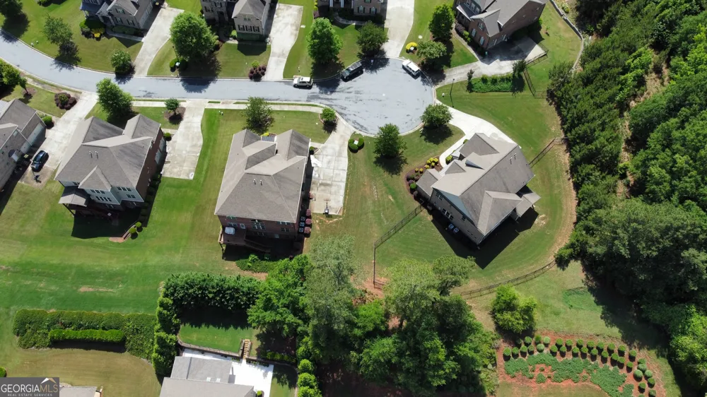 6050 Gallop CT Suwanee, GA 30024
