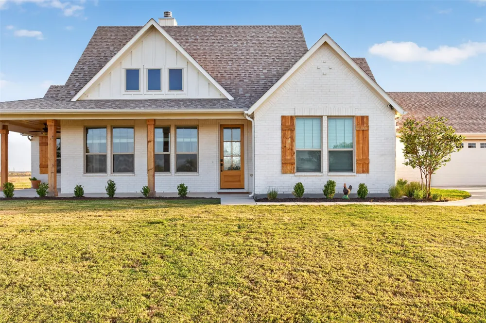 10828 Gregory Road Sanger, TX 76266