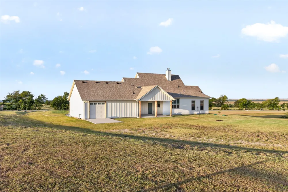 10828 Gregory Road Sanger, TX 76266