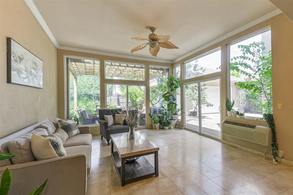 2502 Chimney Rock Road Houston, TX 77056