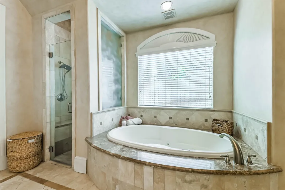 2502 Chimney Rock Road Houston, TX 77056