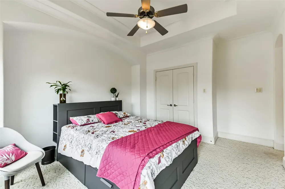 2502 Chimney Rock Road Houston, TX 77056