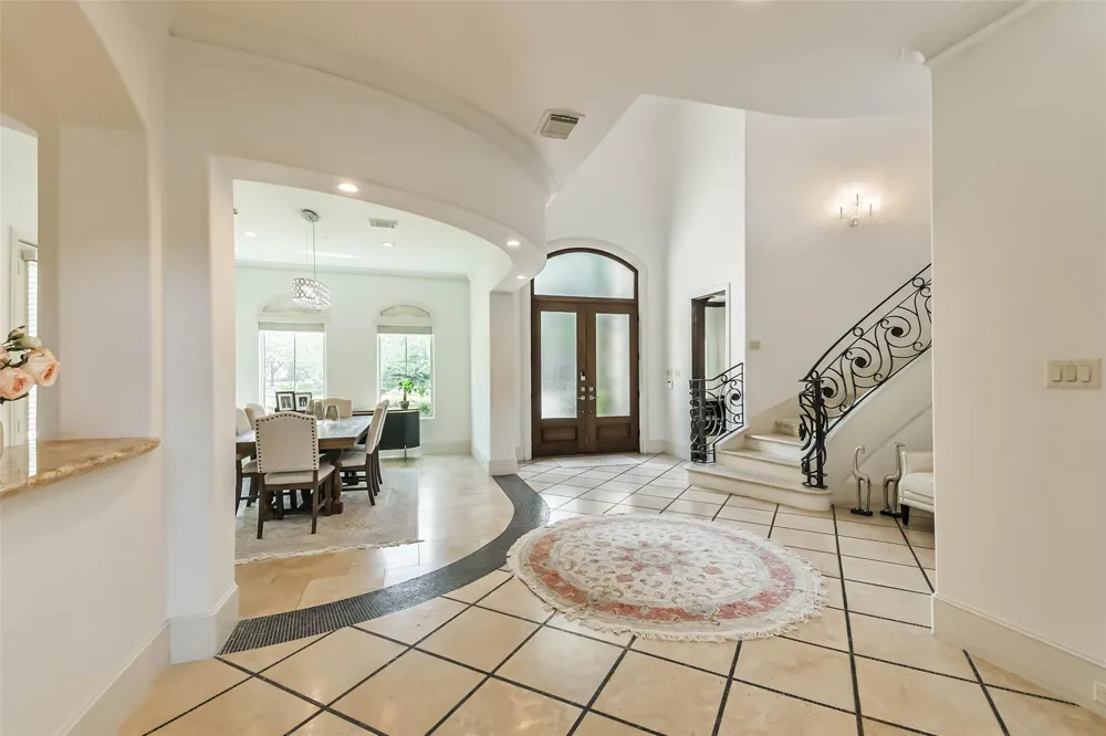 2502 Chimney Rock Road Houston, TX 77056