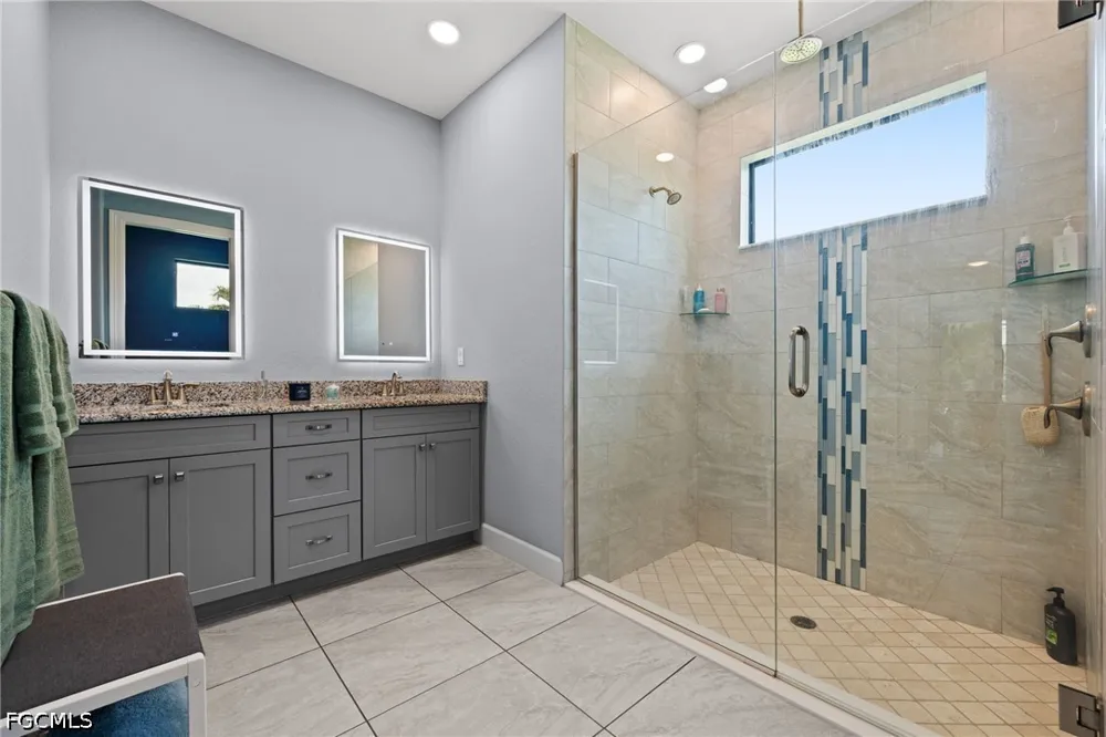 SW 31st Lane Cape Coral, FL 33914