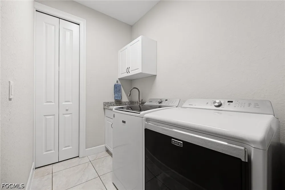 SW 31st Lane Cape Coral, FL 33914