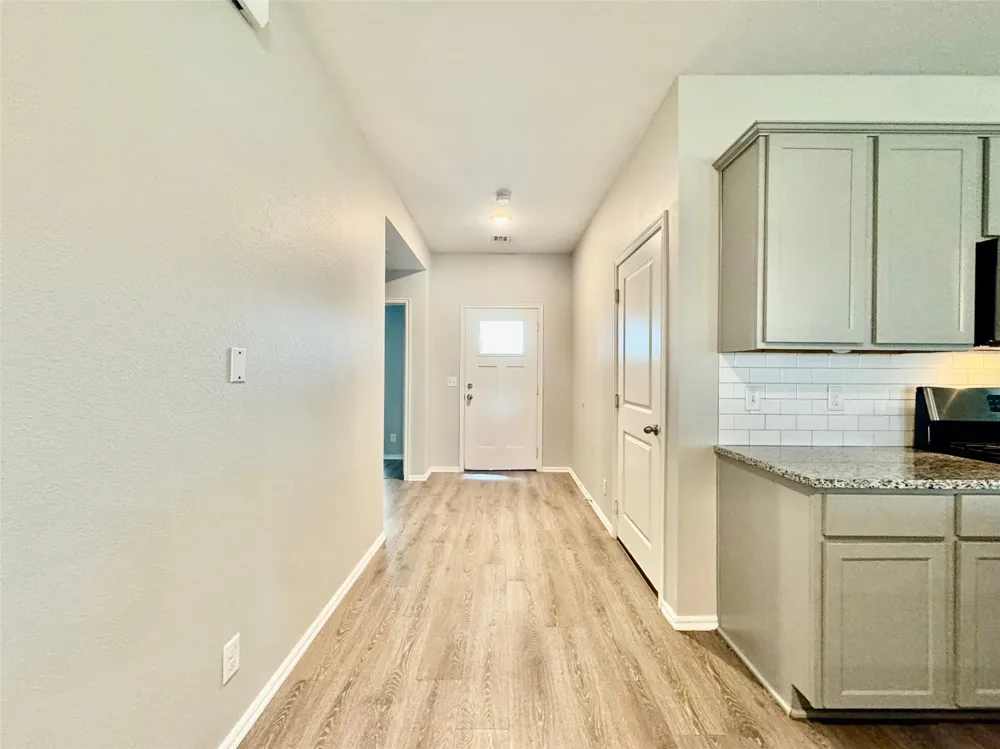 28300 E 111th Place S Coweta, OK 74429