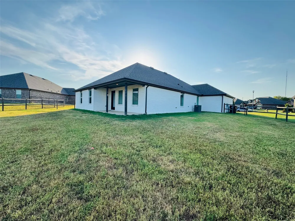 28300 E 111th Place S Coweta, OK 74429