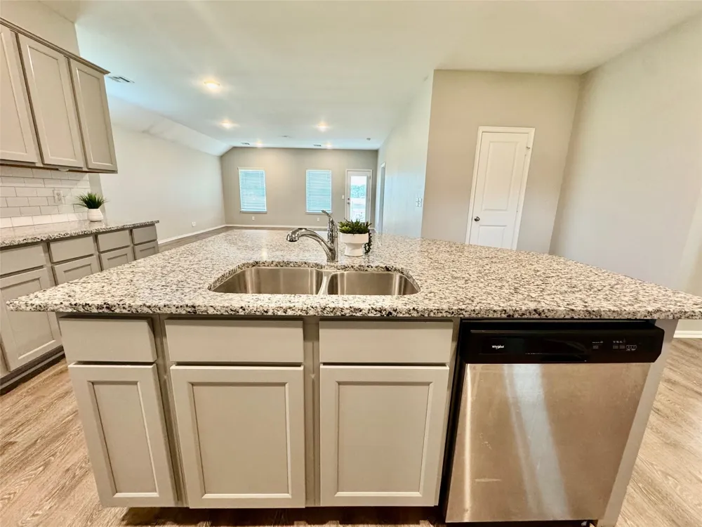 28300 E 111th Place S Coweta, OK 74429