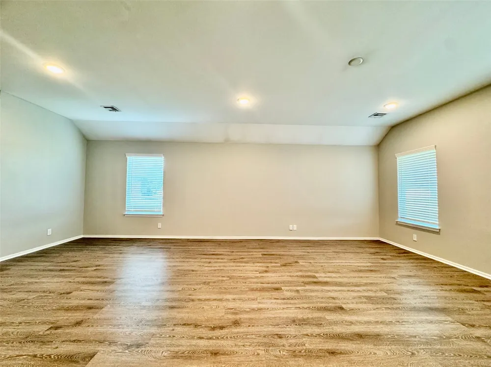 28300 E 111th Place S Coweta, OK 74429