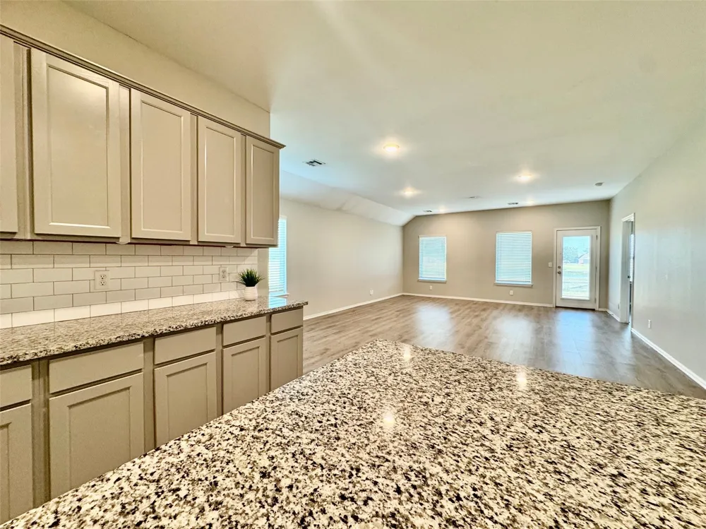 28300 E 111th Place S Coweta, OK 74429