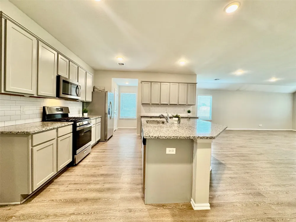28300 E 111th Place S Coweta, OK 74429