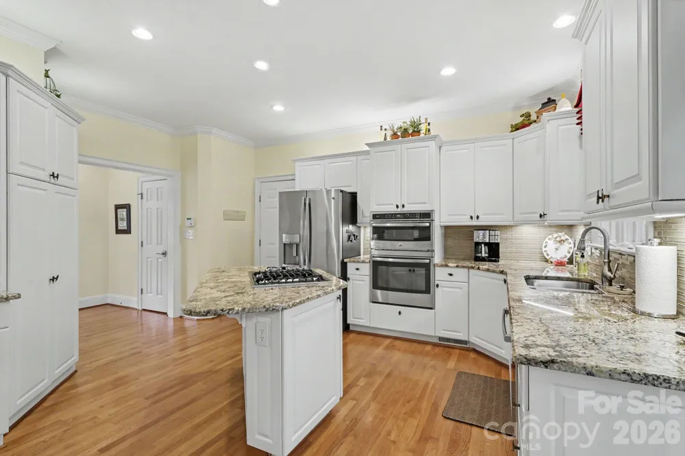8724 Suninghurst Lane Charlotte, NC 28277