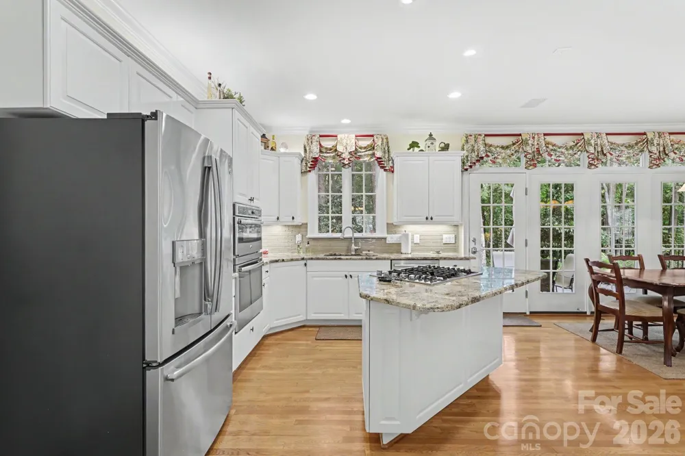 8724 Suninghurst Lane Charlotte, NC 28277