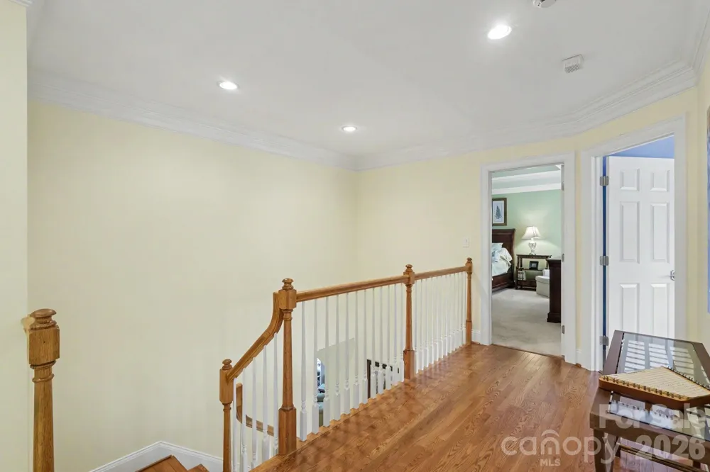 8724 Suninghurst Lane Charlotte, NC 28277