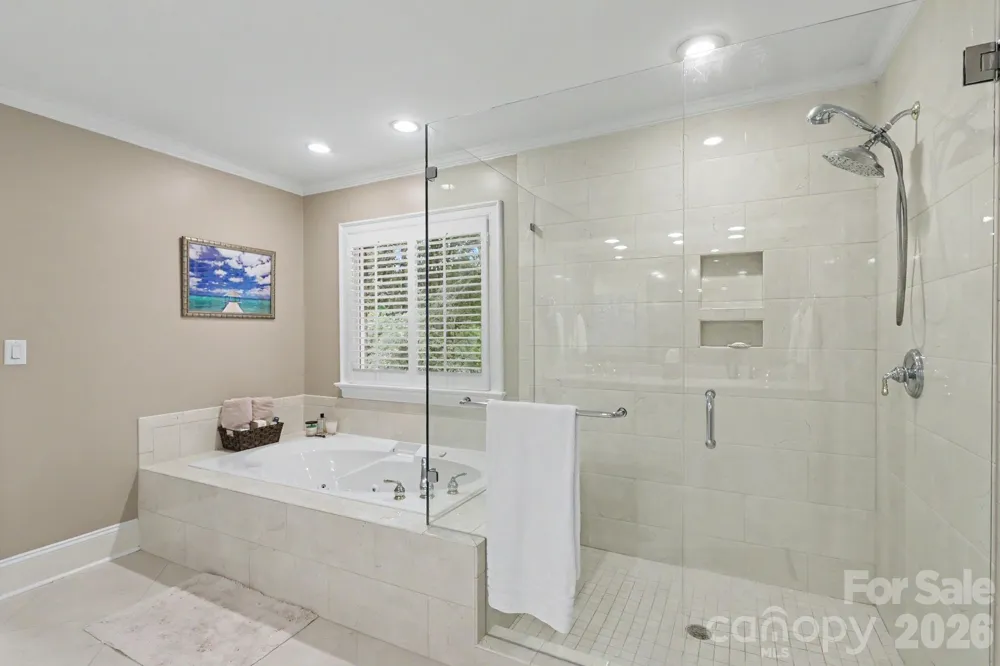 8724 Suninghurst Lane Charlotte, NC 28277