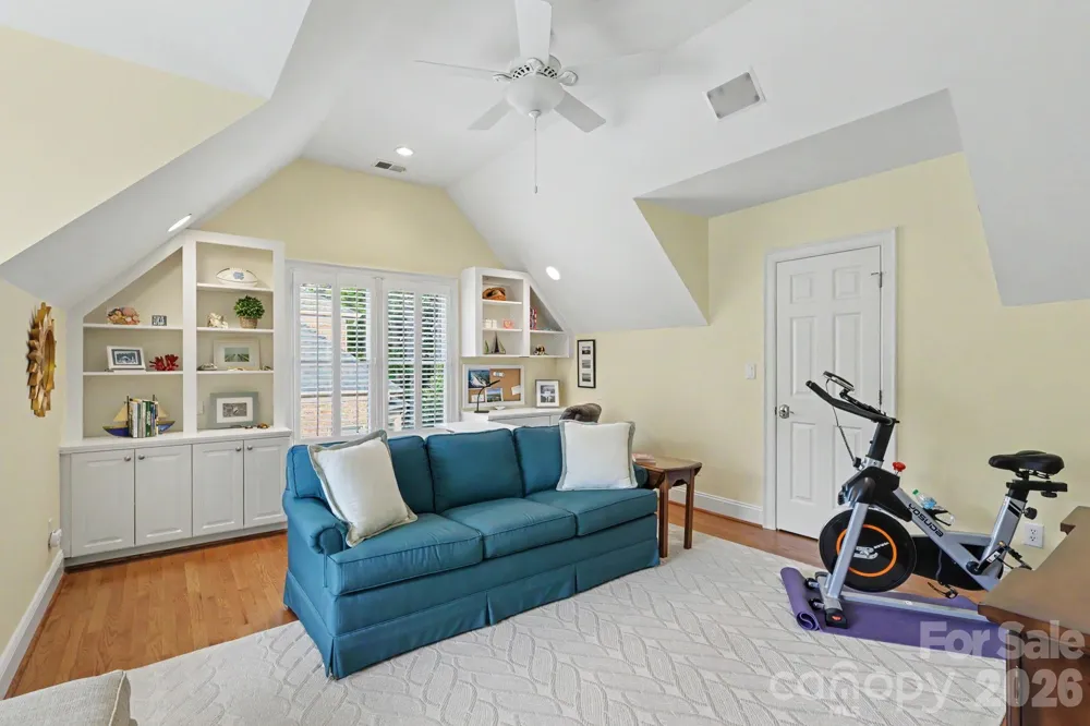 8724 Suninghurst Lane Charlotte, NC 28277