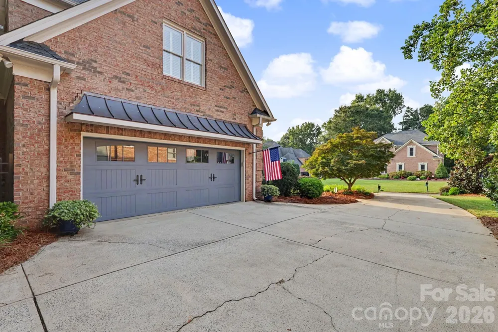 8724 Suninghurst Lane Charlotte, NC 28277