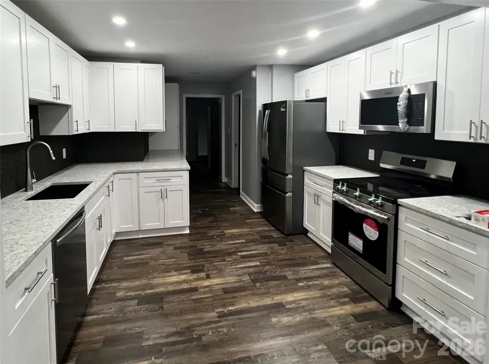 320 Never Mountain Road Taylorsville, NC 28681