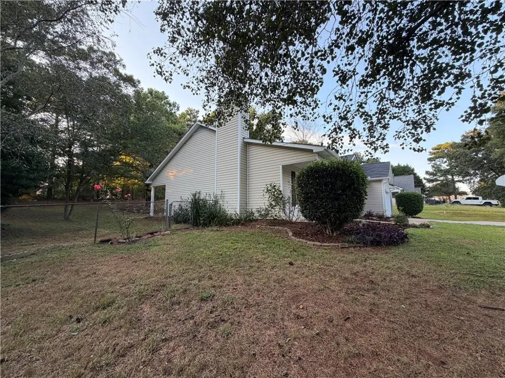 1447 Millstone Court Bethlehem, GA 30620