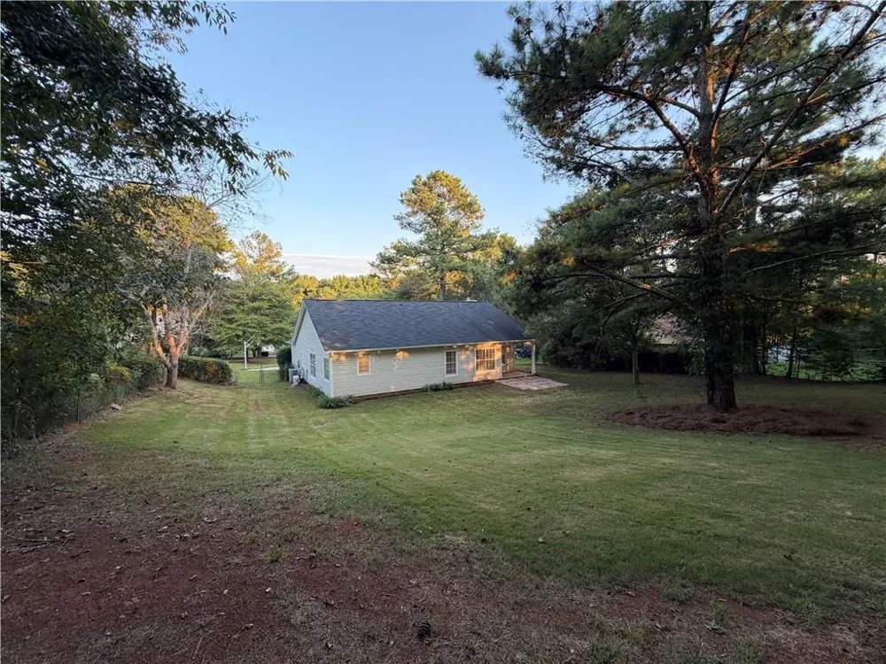1447 Millstone Court Bethlehem, GA 30620