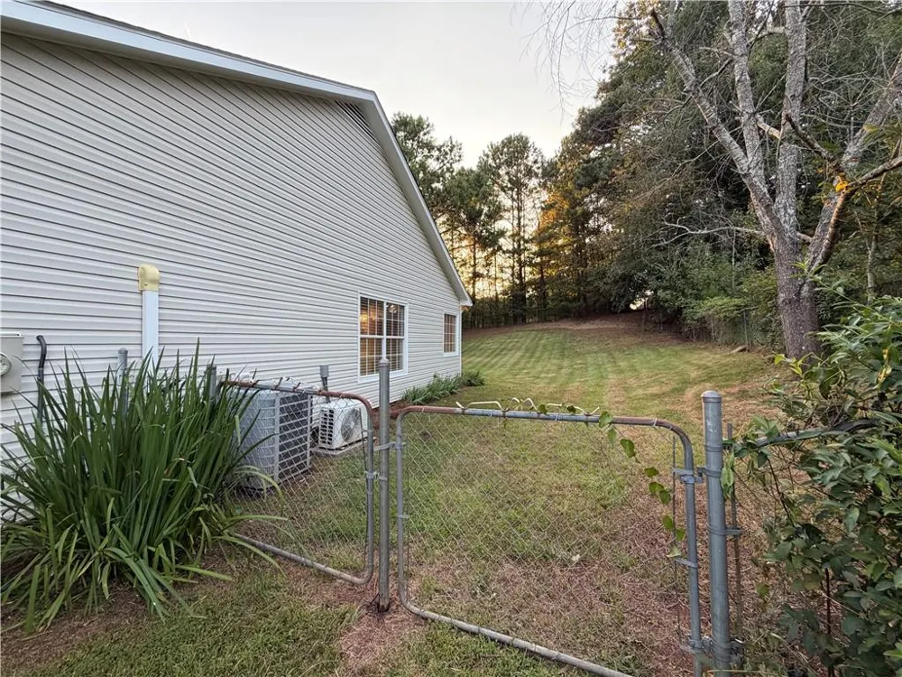 1447 Millstone Court Bethlehem, GA 30620