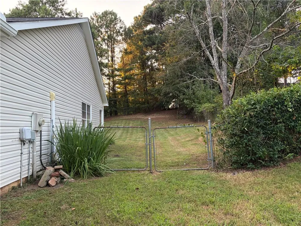 1447 Millstone Court Bethlehem, GA 30620