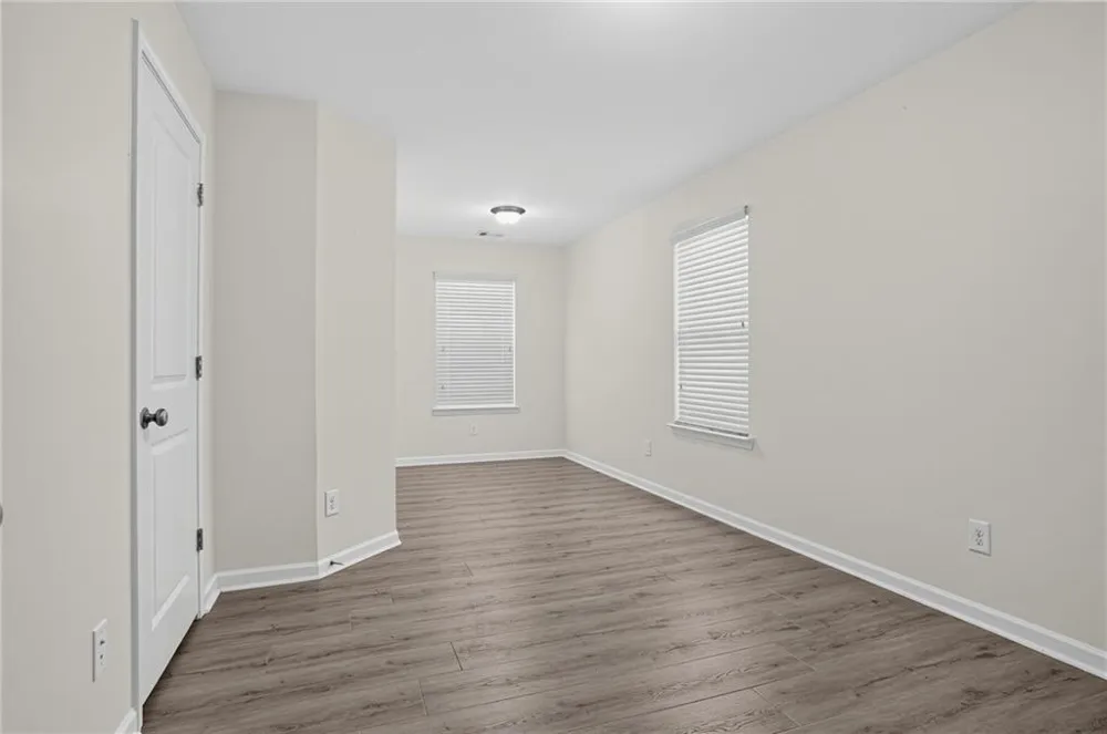 4933 Longview Walk Decatur, GA 30035