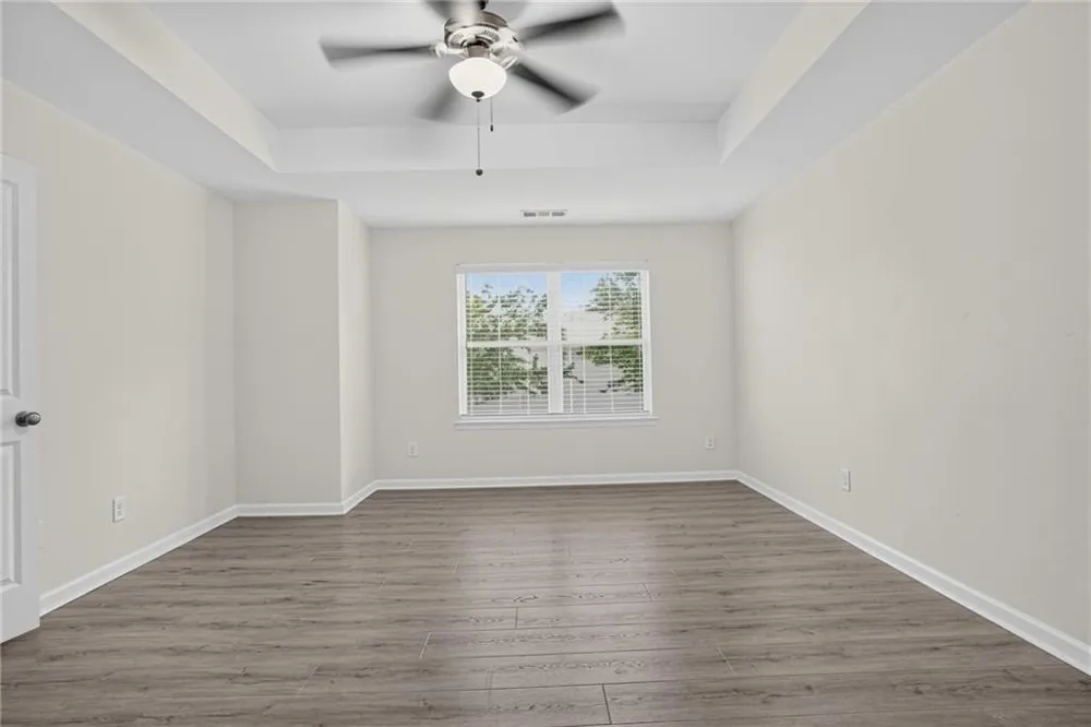 4933 Longview Walk Decatur, GA 30035