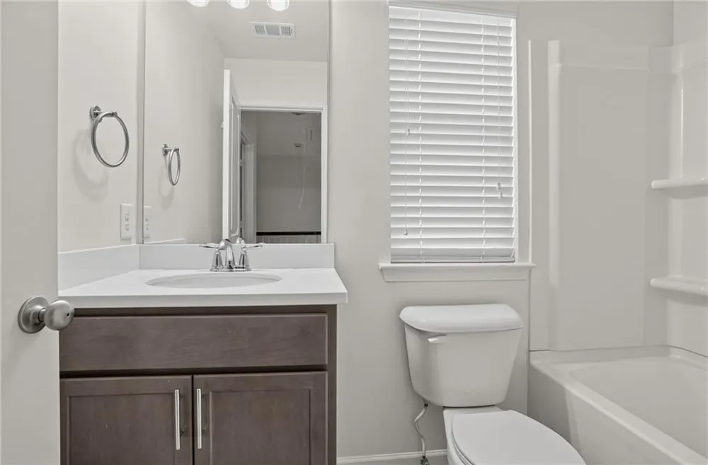 4933 Longview Walk Decatur, GA 30035