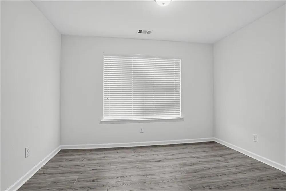 4933 Longview Walk Decatur, GA 30035